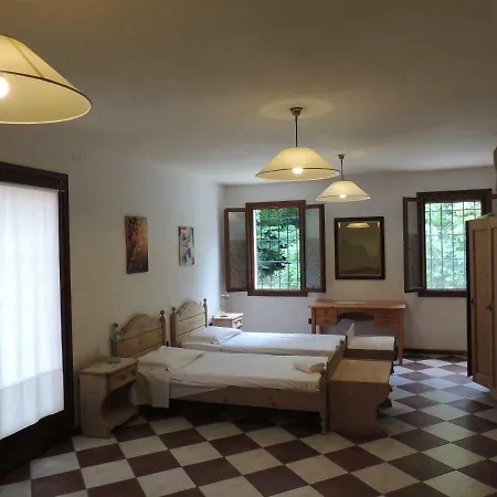 La Via Antiga Appartement *